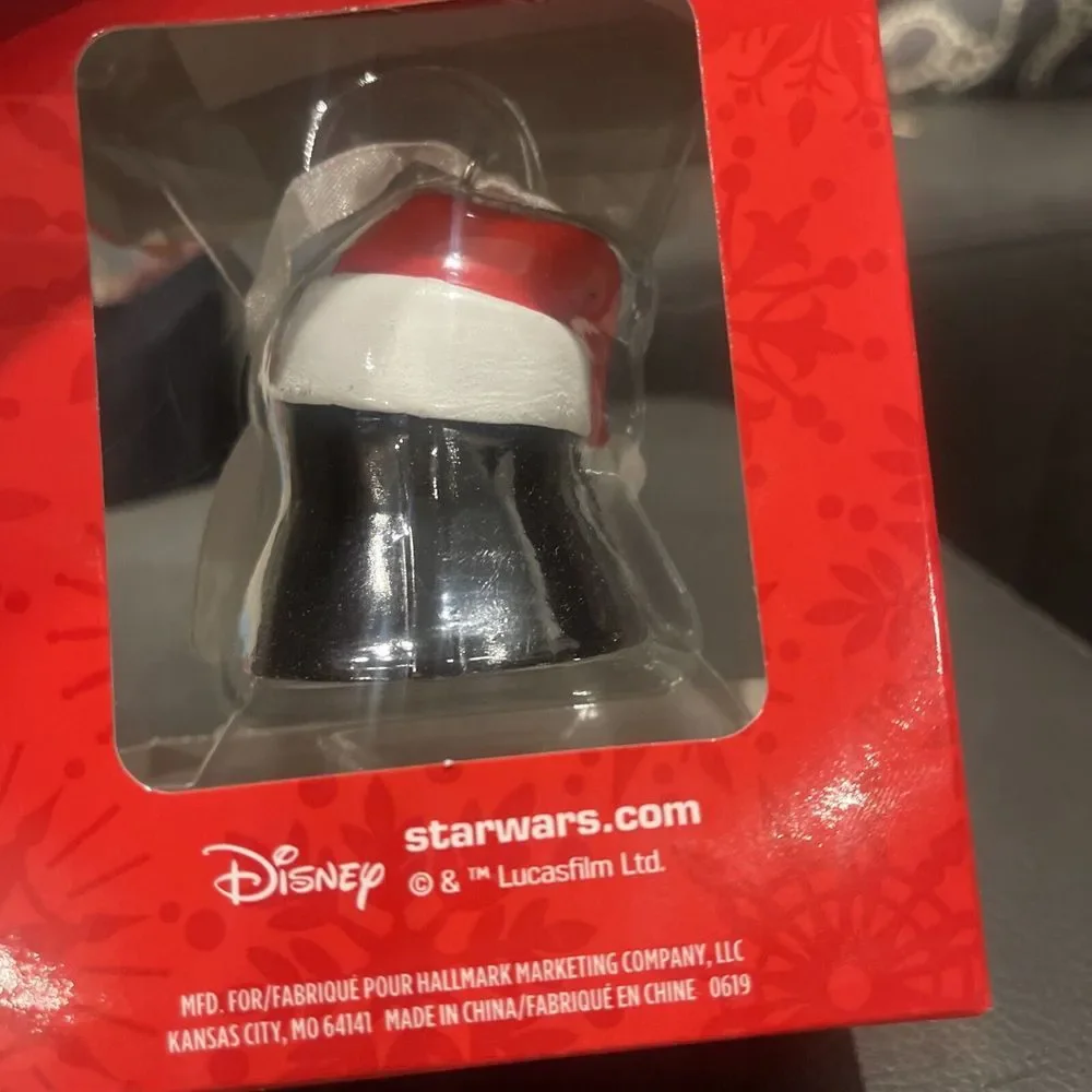 Hallmark Star Wars -‎ Walgreens Exclusive - Darth Vader Ornament w/ Santa Hat
